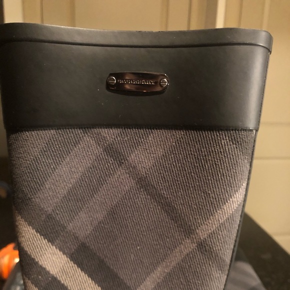 Burberry rain boots - Picture 5 of 5
